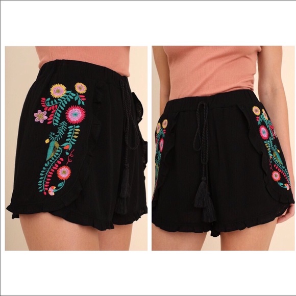 Umgee Pants - -LAST PAIR- embroidered black shorts
